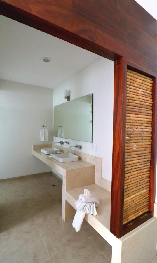 Lydmar Boutique Hotel Zihuatanejo Luaran gambar